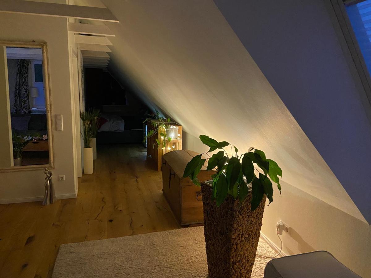 Hoch Hamburg, Ein Traum Unterm Dach Apartment Гистхахт Екстериор снимка