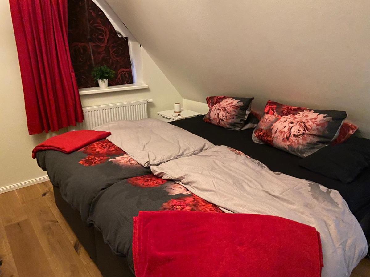 Hoch Hamburg, Ein Traum Unterm Dach Apartment Гистхахт Екстериор снимка