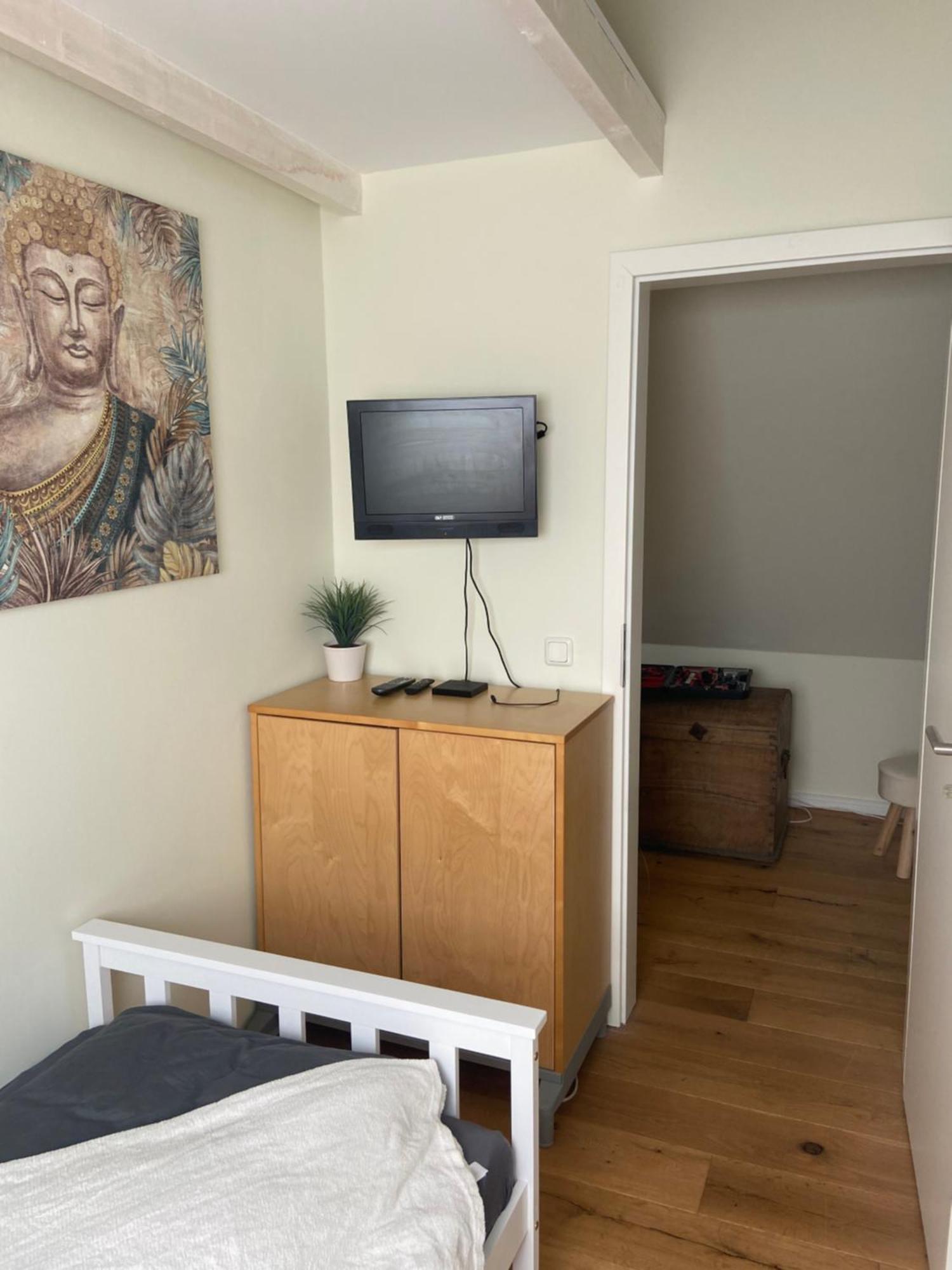 Hoch Hamburg, Ein Traum Unterm Dach Apartment Гистхахт Екстериор снимка